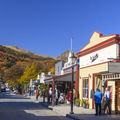 Shopping in Queenstown: From Decadent to Divine