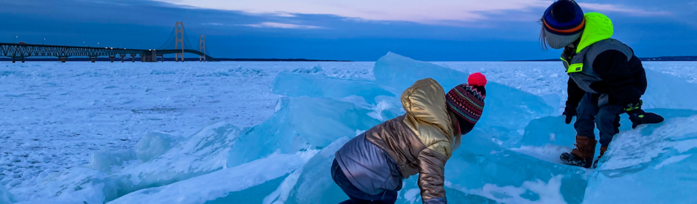 Off-grid nature retreats and Northern Lights