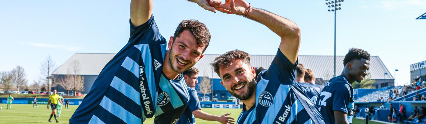 professional soccer team pictures