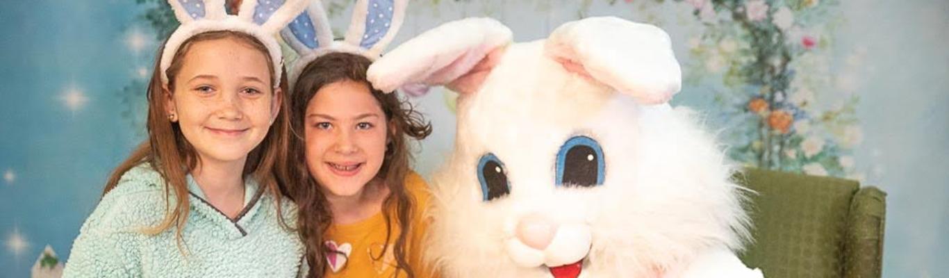 Where is the Easter Bunny Near Me? At Breakfast, Brunch, and Charming Photo  Ops!