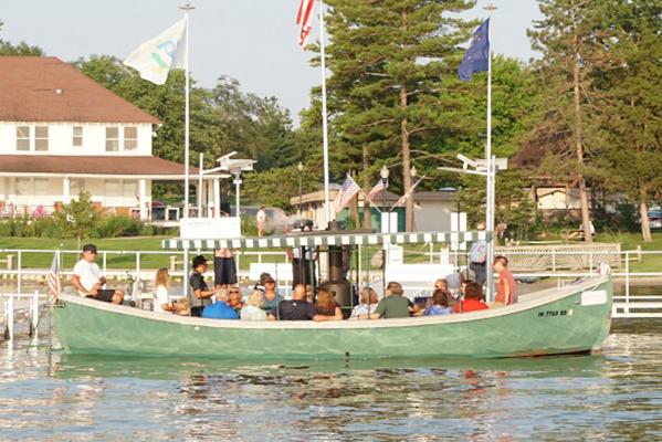 Steamboat rides at Lassen's Resort in Cedar Lake