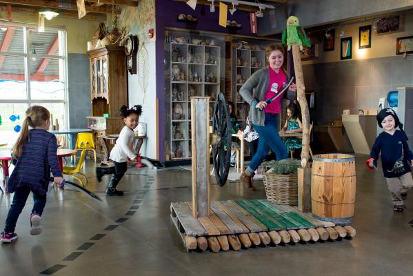 Bellaboo's Play and Discovery Center - playing pirates