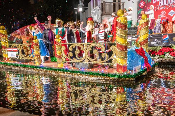 Ford Holiday River Parade