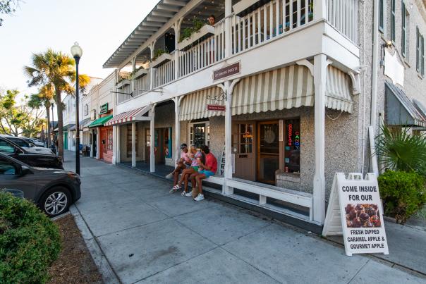 exterior of shopping store on St. Simons Island