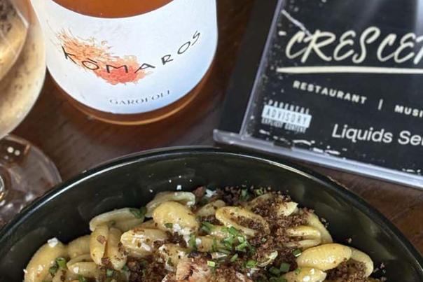 Crescendo tabletop shot at The Station Clayton