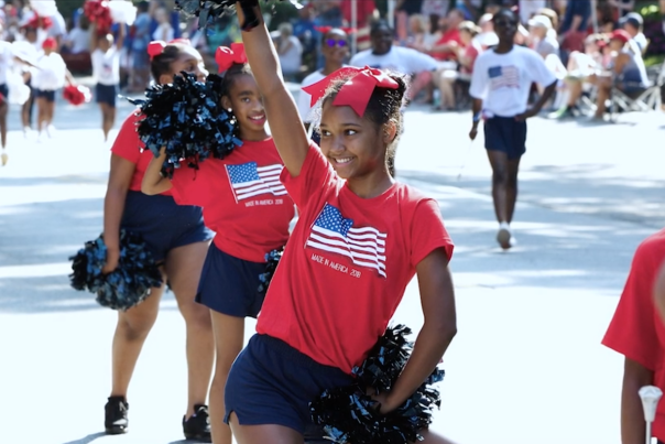 4th of July Parade Girls