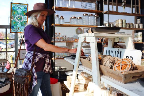 A woman shopping at the Franklin Fall Festival in Johnson County Festival Country