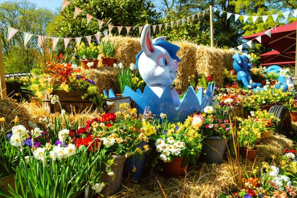 Paultons Park - Easter Decorations