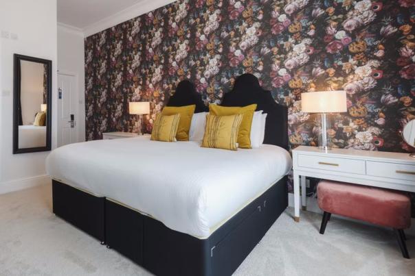 Boutique hotel room at the Mercer Collection