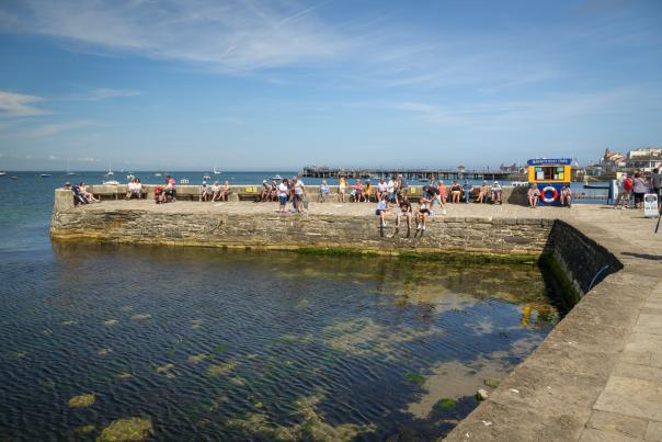 Crabbing at Stone Quay in Swanage Dorset copyright Lyons Photography