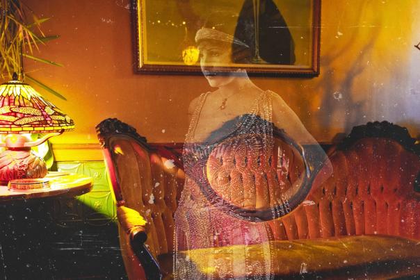 Shaker's Cigar Bar - Tours