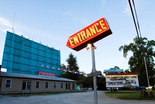 Neon entrance sign to Georgetown Drive-In theatre