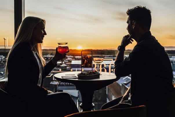 Sunset drinks at 360 bar