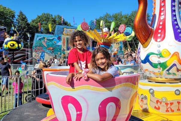 Yorkville Hometown Days 2024 - Kids on Carnival Ride