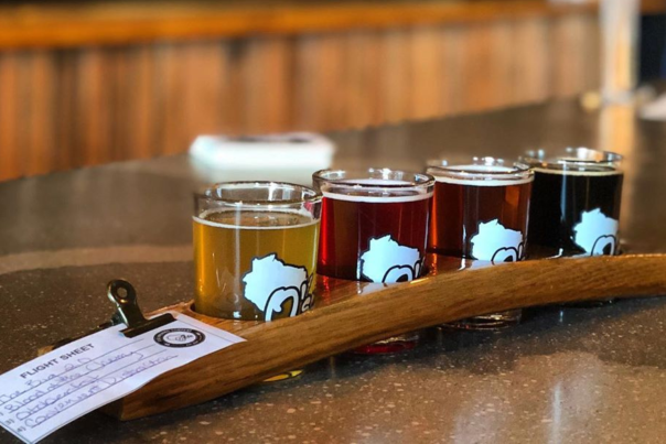 Get a little taste of everything with drink flights from O'so Brewing.