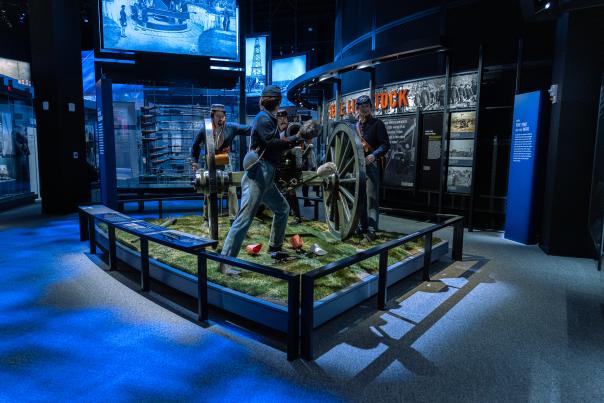 "Preserving the Nation" Gallery with soldiers getting a cannon ready