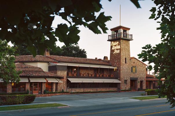 Paso Robles Inn Exterior