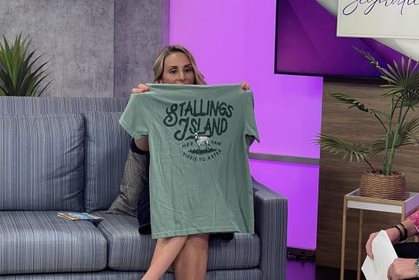 Tshirt on Signature Mike show
