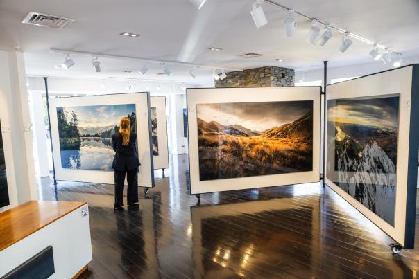 Romer Art Gallery in downtown Queenstown