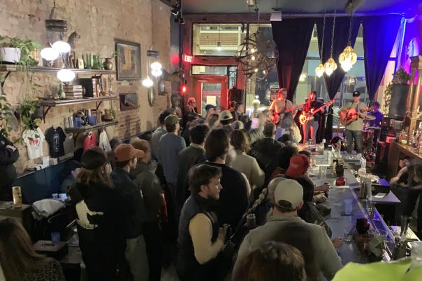 Tommy Prine show at Cherry Street Tavern on 24 February | crowd during concert