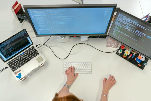 Tech computer