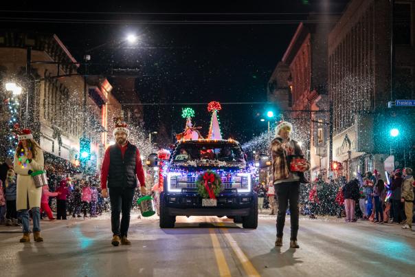 Lakeshore Holiday Parade in Manitowoc