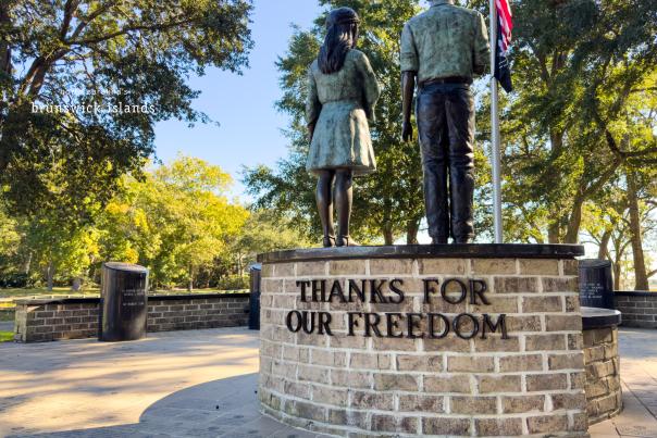 monument that reads thanks for our freedom