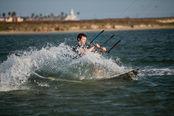 Kitesurfing-Corpus Christi-Board in Water-H