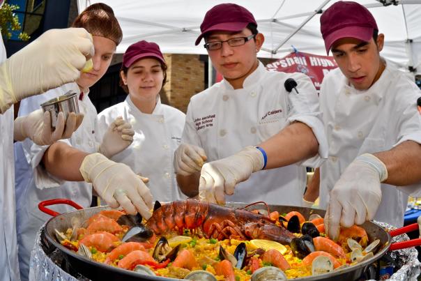 La Gloria Paella Challenge