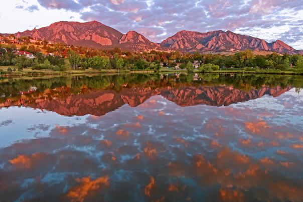 Flatirons from Viele Lake with sunrise clouds