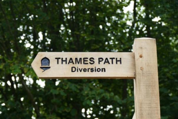 Diversion Sign