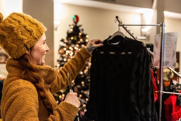 Frostburg Holiday Shopping - Frostburg MD