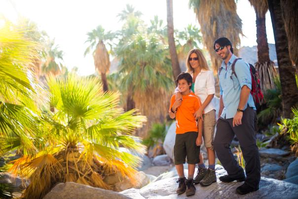 family hikes featured web