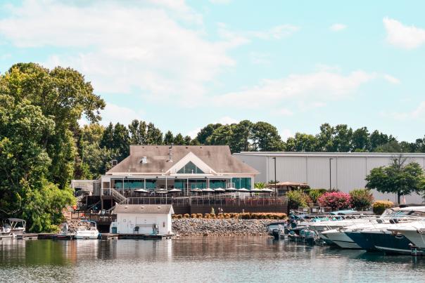 Lake view of Hello, Sailer