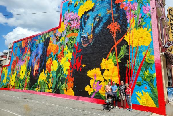 Bear Mural on King Street