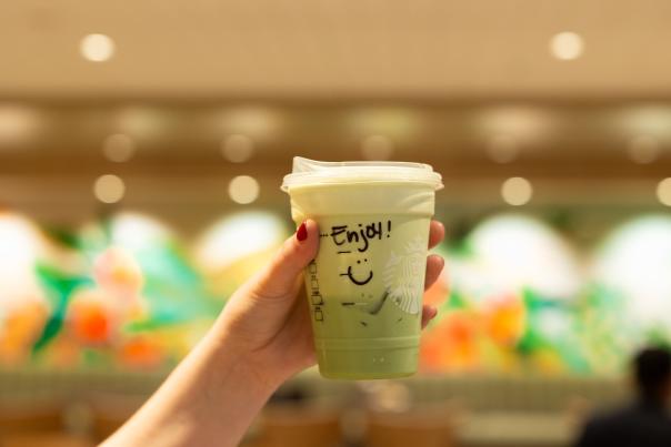 Hilton Anaheim Starbucks