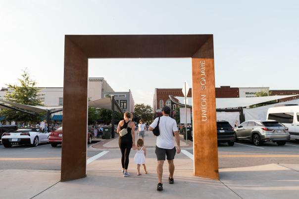 City Walk downtown stroll, Union Square