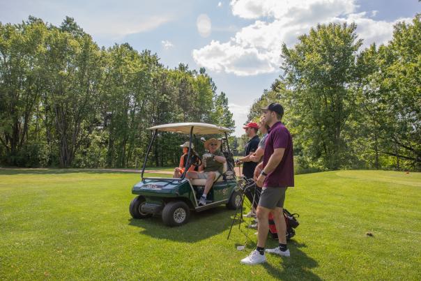 Hickory Hills Golf