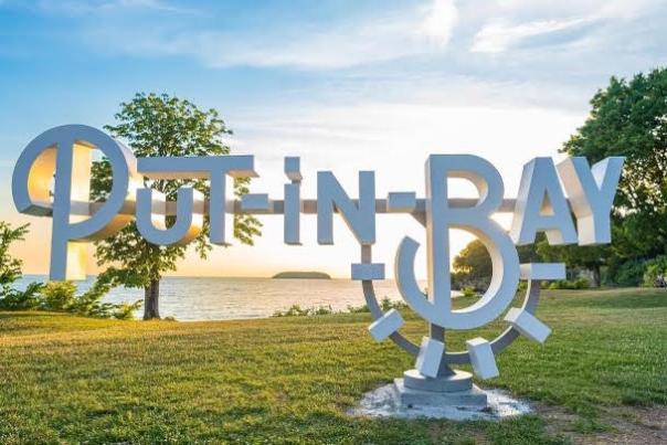 Put-in-Bay photo op sign