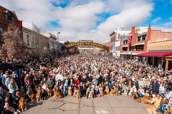 12.30-pm-2025-14_GoldensInGolden-GroupPhoto