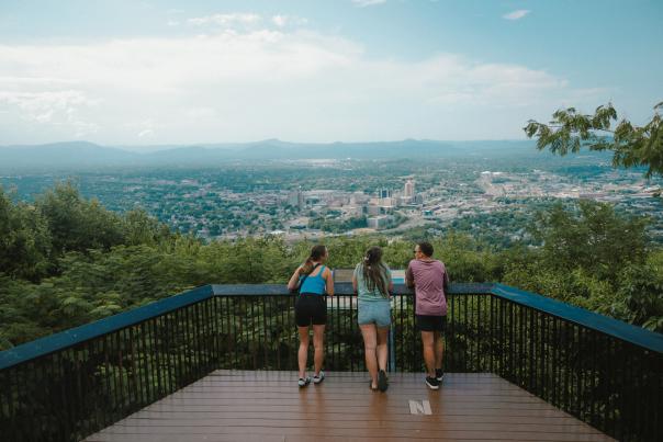 Mill Mountain, Roanoke skyline