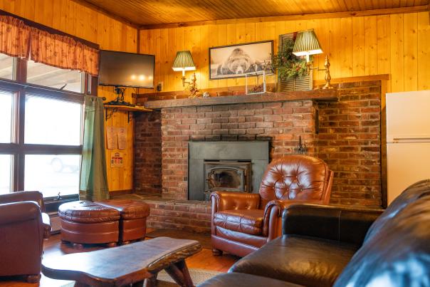 Countryside Cottages offers cozy cabin rentals in the Pocono Mountains.