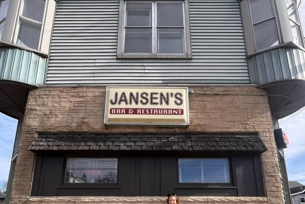 Jansen's Bar and Restaurant in Oshkosh, Wisconsin