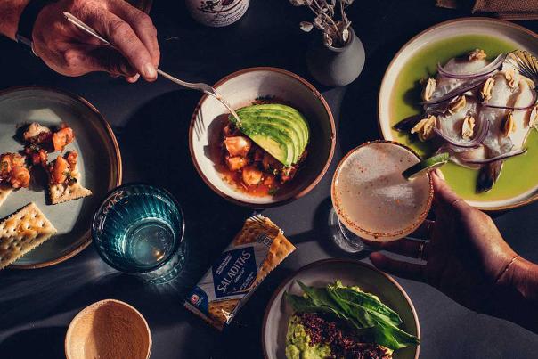 Cantina Night - Lengua Madre