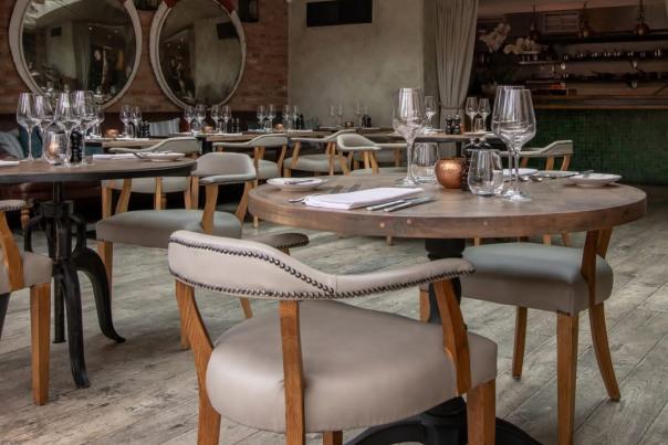 Image of dining tables and chairs at No.38 The Park