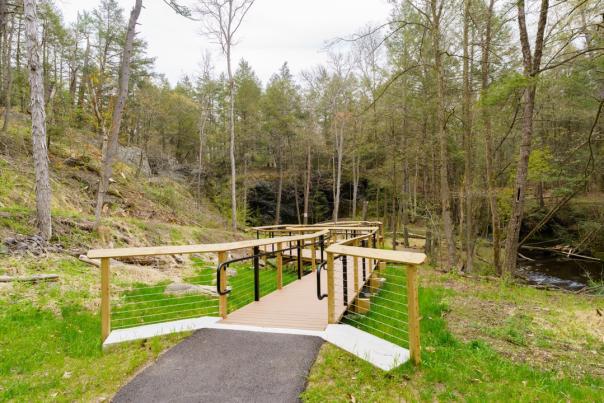 A hiking trail at Marshalls Falls in the Poconos