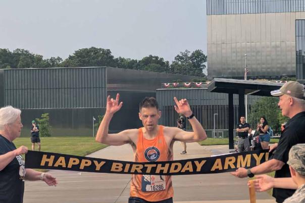 Army Race Image