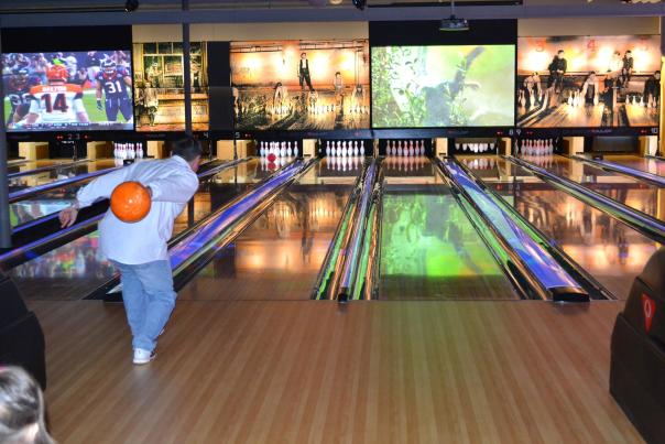 Lanes Bowl & Bistro
