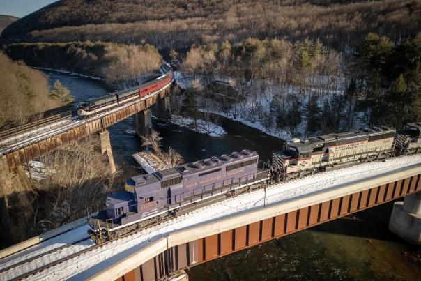 The Lehigh Gorge Scenic Railway crosses the Lehigh River.