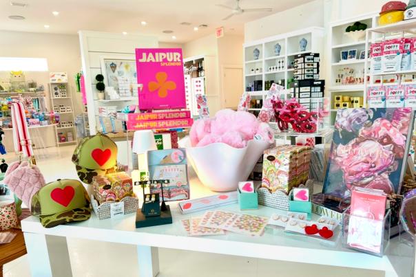 coastal closet-valentines-shopping